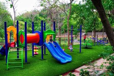 هتل Gateway Nashik