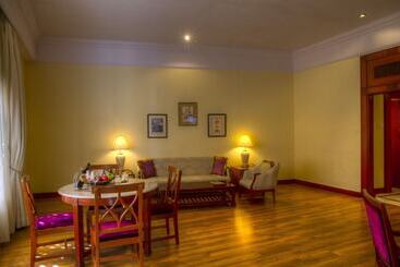 هتل Gateway Nashik