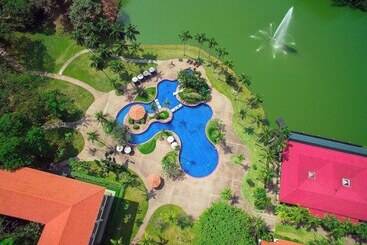Resort The Saujana Hotel Kuala Lumpur
