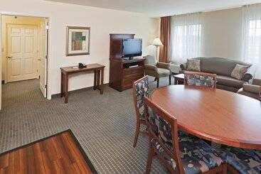 Staybridge Suites Wichita, An Ihg