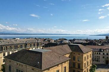 هتل Neuchatel City