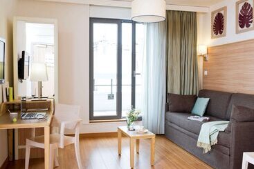 Aparthotel Adagio Paris Vincennes