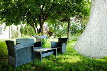 تختخواب و صبحانه Il Giardino Di Rebecca