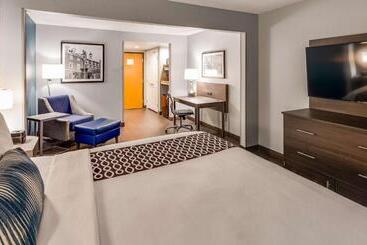 هتل Best Western Plus Champaign/urbana Inn