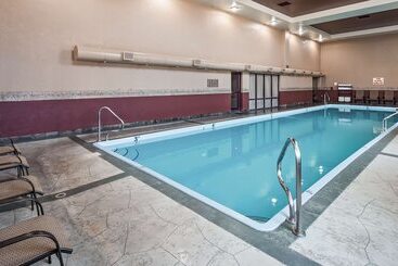 هتل Best Western Plus Flathead Lake Inn And Suites