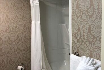 هتل Chateau Saint John Trademark Collection By Wyndham