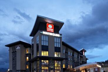 هتل Comfort Suites Kelowna