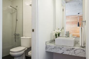 Отель Costa Colonia Riverside Boutique