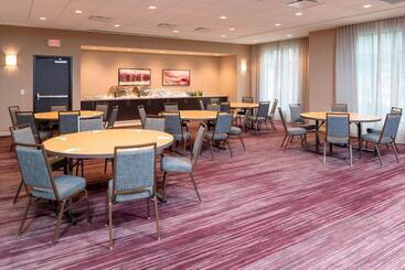هتل Courtyard Louisville Downtown