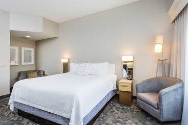 هتل Courtyard By Marriott Rocky Mount