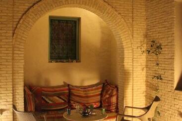 هتل Dar Saida Beya