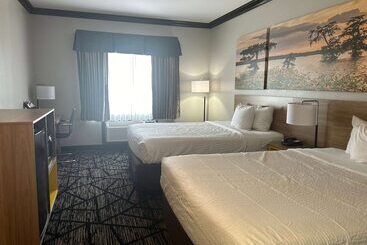 هتل Days Inn By Wyndham Baton Rouge I 10