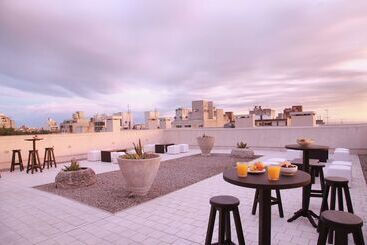 هتل Esplendor By Wyndham Montevideo Cervantes