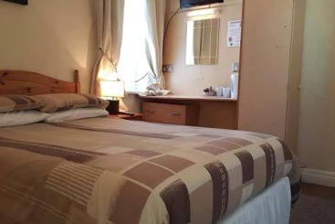 Hotel Dora