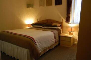 Hotel Dora