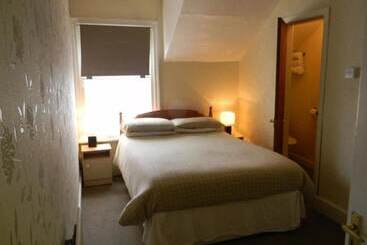 Hotel Dora