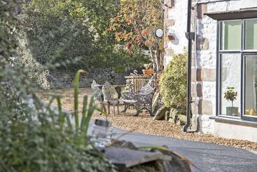 هتل Hawthorn Farm Guest House