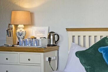 هتل Hawthorn Farm Guest House