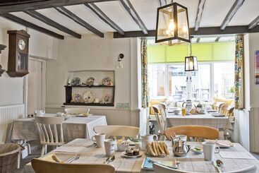 هتل Hawthorn Farm Guest House