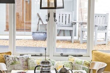 هتل Hawthorn Farm Guest House