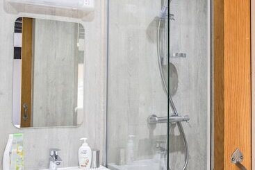 هتل Hawthorn Farm Guest House
