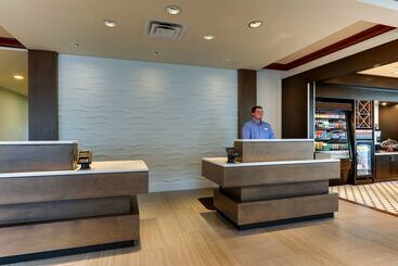 Otel Hilton Garden Inn Indianapolis Airport