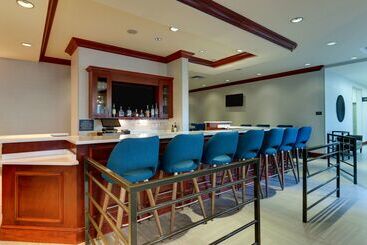 Otel Hilton Garden Inn Indianapolis Airport