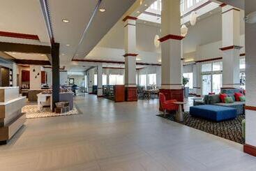 Otel Hilton Garden Inn Indianapolis Airport