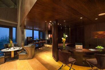 هتل Intercontinental Shanghai Harbour City, An Ihg