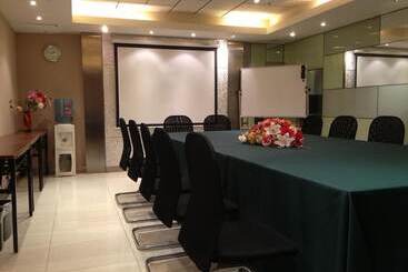 هتل Jinjiang Inn Beijing Olympic Village Datun Road