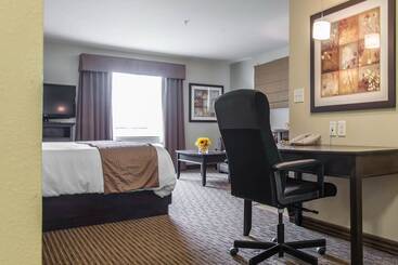 هتل Mainstay Suites Winnipeg
