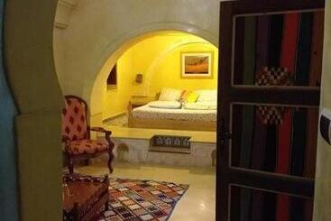 هتل Maison Leila Chambres D Hotes