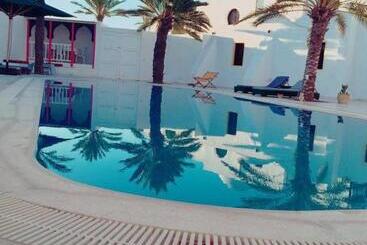 هتل Maison Leila Chambres D Hotes