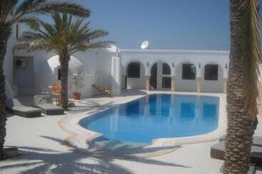 هتل Maison Leila Chambres D Hotes