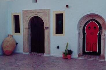 هتل Maison Leila Chambres D Hotes