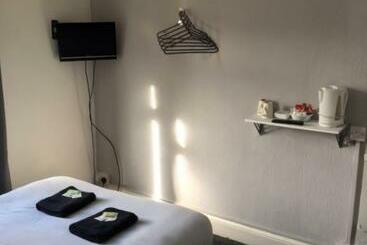 هتل Myroomz Seaview