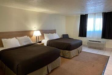 酒店 Newport Coast Inn