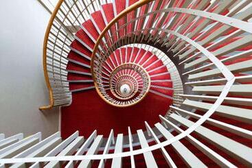 هتل Ramada Encore Leicester City Centre