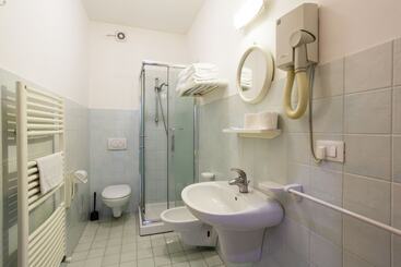 هتل Residence Roxy