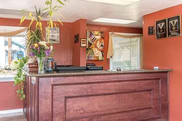 هتل Rodeway Inn Medford South I 5