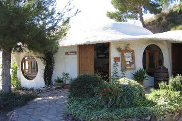 هتل Rural Los Caracoles