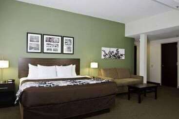 هتل Sleep Inn And Suites Downtown Inner Harbor