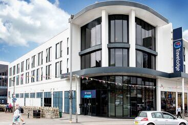 هتل Travelodge Newquay Seafront