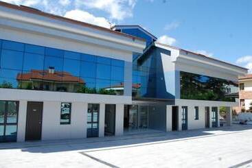 酒店 Villa Rosario Ii, Edificio Moderno