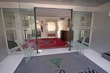 酒店 Villa Rosario Ii, Edificio Moderno
