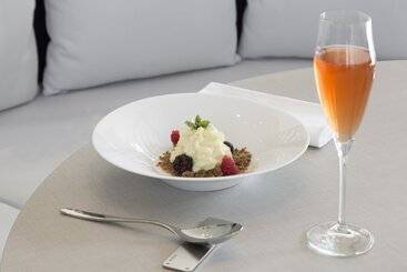 هتل Voco Milan Fiere, An Ihg