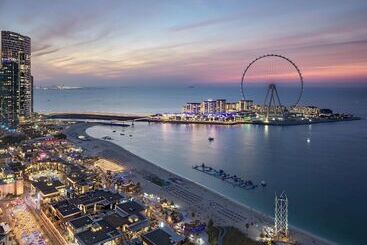 استراحتگاه Hilton Dubai Jumeirah