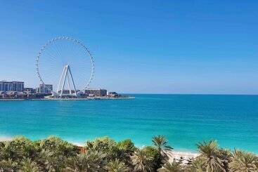 استراحتگاه Hilton Dubai Jumeirah