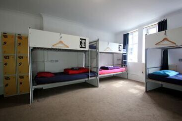 هاستل Central Backpackers