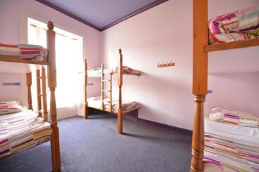 هاستل Oban Backpackers